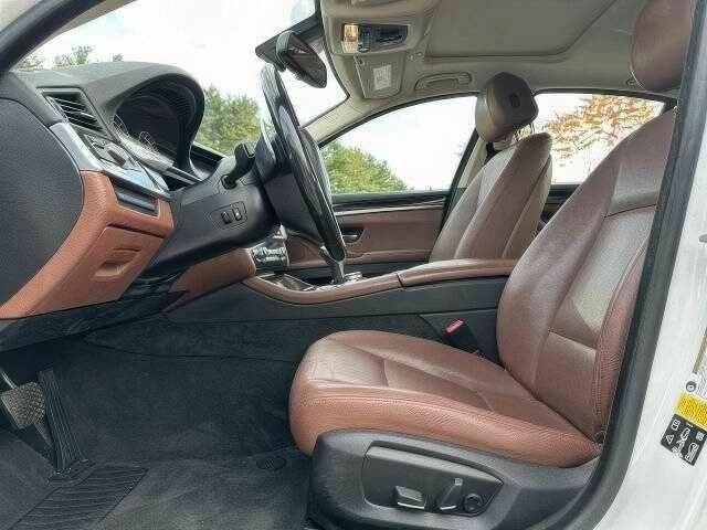 Белый БМВ 5 Серия, объемом двигателя 2 л и пробегом 99 тыс. км за 9000 $, фото 8 на Automoto.ua