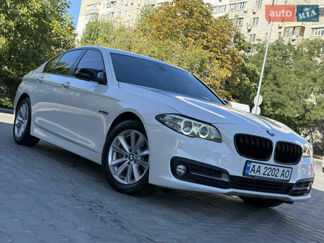 Белый БМВ 5 Серия, объемом двигателя 2 л и пробегом 148 тыс. км за 18800 $, фото 31 на Automoto.ua
