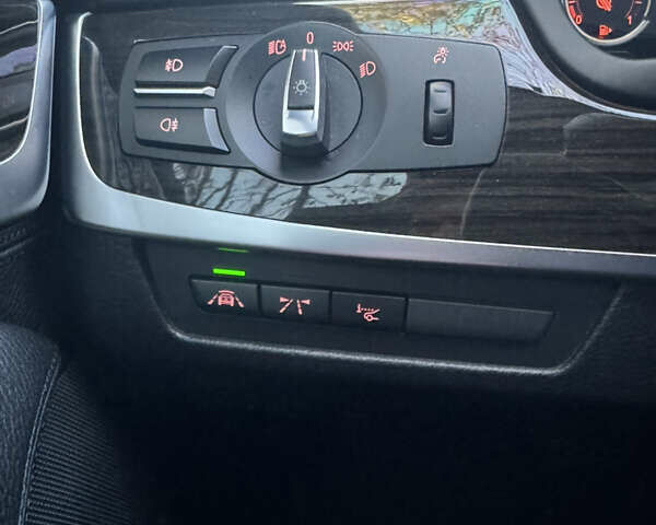 Білий БМВ 5 Серія, об'ємом двигуна 2 л та пробігом 174 тис. км за 22000 $, фото 11 на Automoto.ua