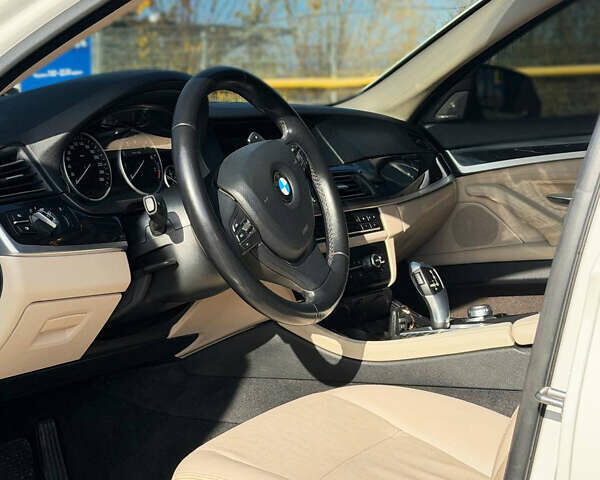 Белый БМВ 5 Серия, объемом двигателя 2 л и пробегом 141 тыс. км за 17200 $, фото 14 на Automoto.ua