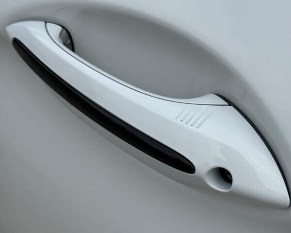 БМВ 5 Серия 2016 в Коростене на Automoto.ua Белый БМВ 5 Серия, объемом двигателя 2.99 л и пробегом 230 тыс. км за 25999 $, фото 37 на Automoto.ua