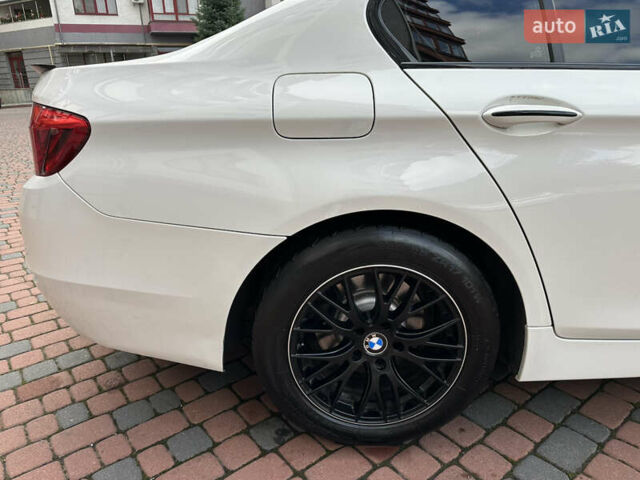 БМВ 5 Серия 2016 в Ивано-Франковске на Automoto.ua Белый БМВ 5 Серия, объемом двигателя 2 л и пробегом 230 тыс. км за 15450 $, фото 60 на Automoto.ua
