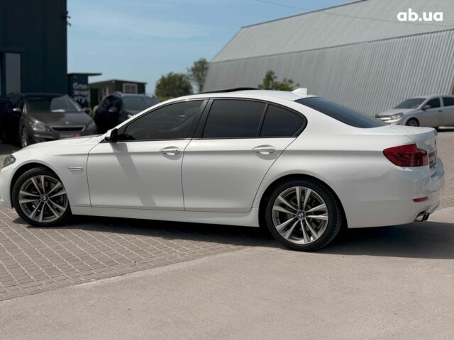 БМВ 5 Серия 2016 в Львове на Automoto.ua Белый БМВ 5 Серия, объемом двигателя 2 л и пробегом 222 тыс. км за 15490 $, фото 8 на Automoto.ua