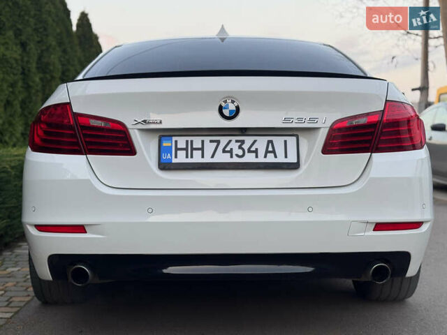 Білий БМВ 5 Серія, об'ємом двигуна 3 л та пробігом 155 тис. км за 17700 $, фото 8 на Automoto.ua