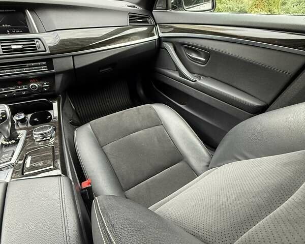БМВ 5 Серия 2016 в Коростене на Automoto.ua Белый БМВ 5 Серия, объемом двигателя 2.99 л и пробегом 230 тыс. км за 25999 $, фото 25 на Automoto.ua