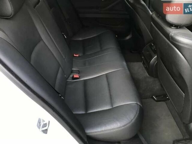 Белый БМВ 5 Серия, объемом двигателя 2 л и пробегом 132 тыс. км за 17300 $, фото 11 на Automoto.ua