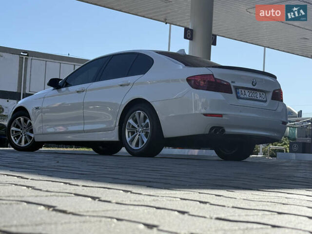 Белый БМВ 5 Серия, объемом двигателя 2 л и пробегом 148 тыс. км за 18800 $, фото 42 на Automoto.ua