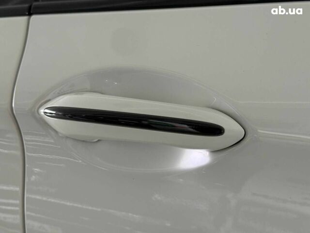 Білий БМВ 5 Серія, об'ємом двигуна 2 л та пробігом 173 тис. км за 21940 $, фото 8 на Automoto.ua