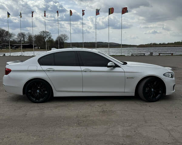 Белый БМВ 5 Серия, объемом двигателя 2.98 л и пробегом 173 тыс. км за 18499 $, фото 5 на Automoto.ua