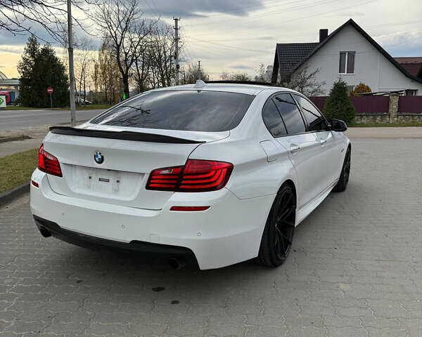 Білий БМВ 5 Серія, об'ємом двигуна 3 л та пробігом 179 тис. км за 18200 $, фото 7 на Automoto.ua
