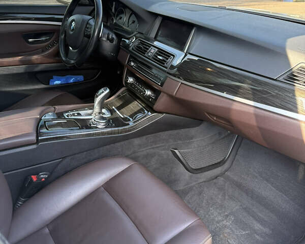 Белый БМВ 5 Серия, объемом двигателя 2.98 л и пробегом 173 тыс. км за 18499 $, фото 31 на Automoto.ua