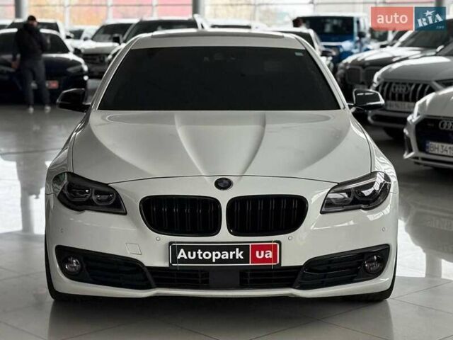Білий БМВ 5 Серія, об'ємом двигуна 2 л та пробігом 173 тис. км за 21940 $, фото 1 на Automoto.ua