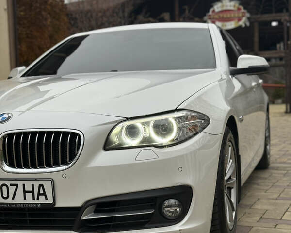 Белый БМВ 5 Серия, объемом двигателя 2 л и пробегом 110 тыс. км за 21000 $, фото 3 на Automoto.ua