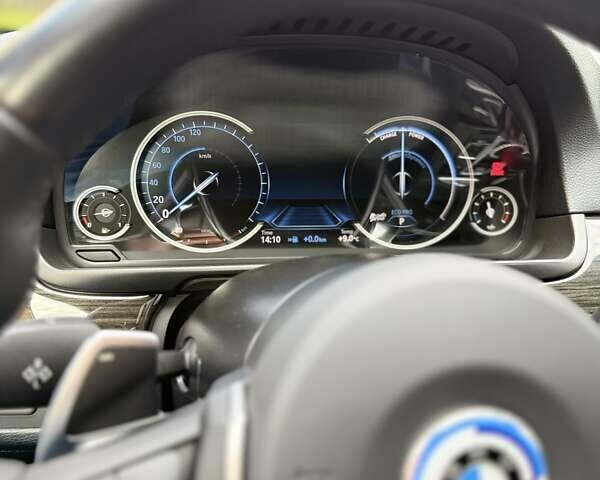 БМВ 5 Серия 2016 в Коростене на Automoto.ua Белый БМВ 5 Серия, объемом двигателя 2.99 л и пробегом 230 тыс. км за 25999 $, фото 30 на Automoto.ua