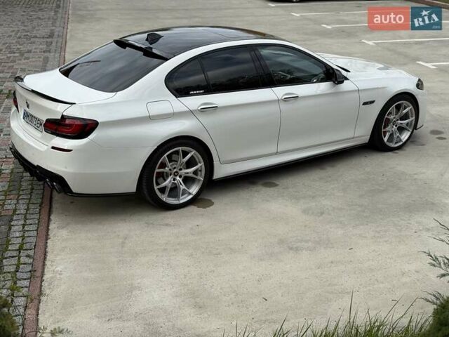 БМВ 5 Серия 2016 в Коростене на Automoto.ua Белый БМВ 5 Серия, объемом двигателя 2.99 л и пробегом 230 тыс. км за 25999 $, фото 6 на Automoto.ua