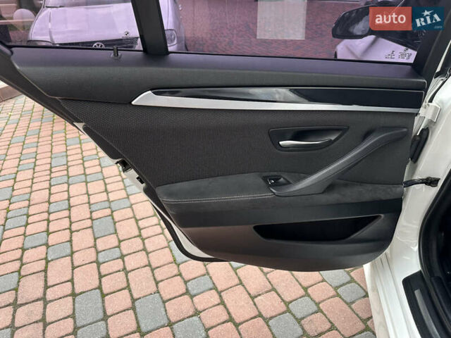 БМВ 5 Серия 2016 в Ивано-Франковске на Automoto.ua Белый БМВ 5 Серия, объемом двигателя 2 л и пробегом 230 тыс. км за 15450 $, фото 168 на Automoto.ua