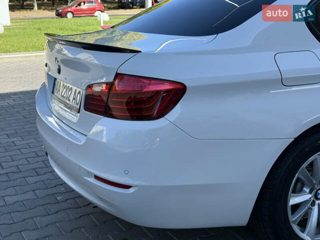 Белый БМВ 5 Серия, объемом двигателя 2 л и пробегом 148 тыс. км за 18800 $, фото 28 на Automoto.ua