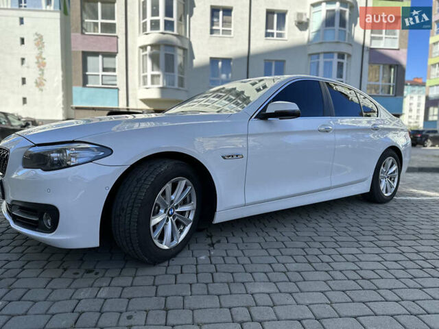 Білий БМВ 5 Серія, об'ємом двигуна 2 л та пробігом 90 тис. км за 18200 $, фото 1 на Automoto.ua