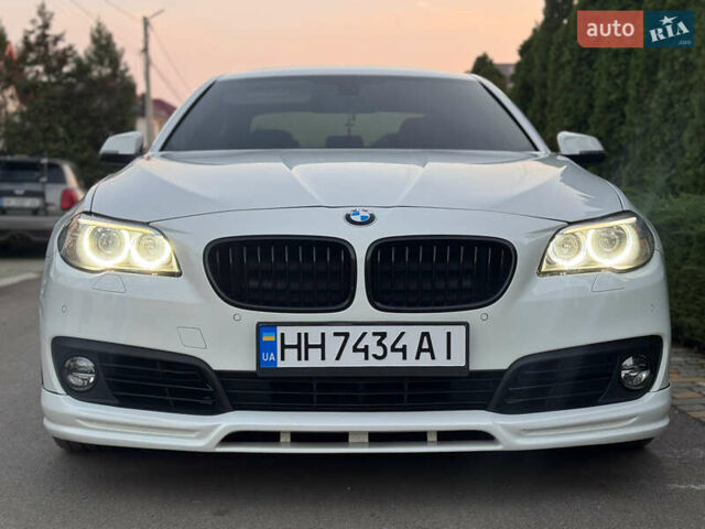 Білий БМВ 5 Серія, об'ємом двигуна 3 л та пробігом 155 тис. км за 17700 $, фото 4 на Automoto.ua