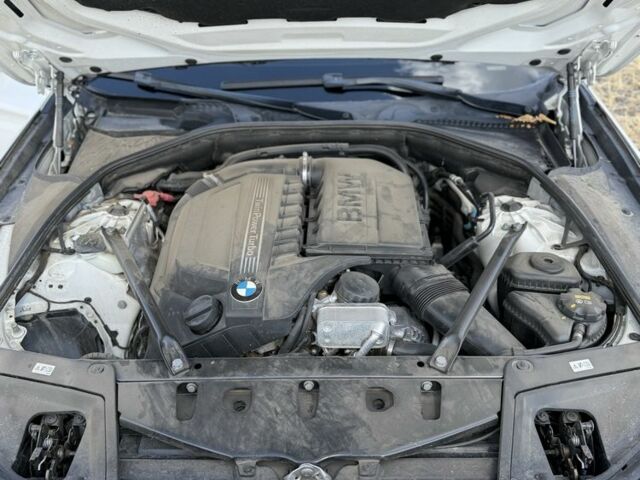 Белый БМВ 5 Серия, объемом двигателя 3 л и пробегом 173 тыс. км за 16000 $, фото 15 на Automoto.ua