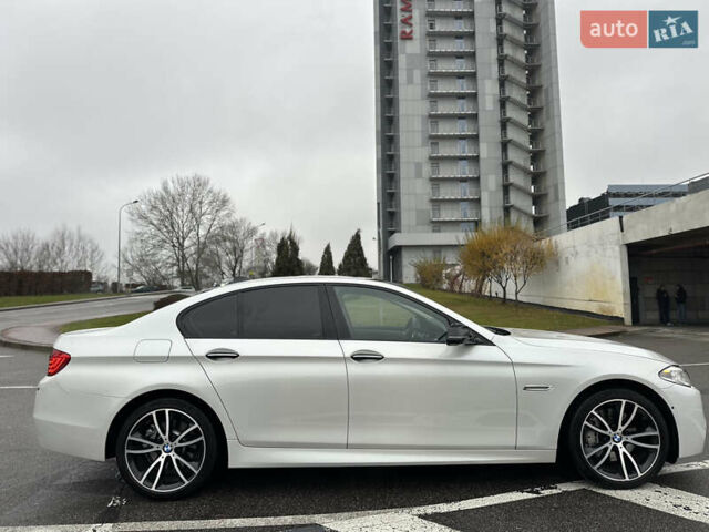 Белый БМВ 5 Серия, объемом двигателя 3 л и пробегом 156 тыс. км за 20499 $, фото 16 на Automoto.ua