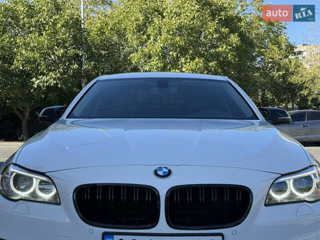 Белый БМВ 5 Серия, объемом двигателя 2 л и пробегом 148 тыс. км за 18800 $, фото 23 на Automoto.ua