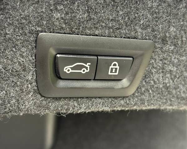 БМВ 5 Серия 2016 в Коростене на Automoto.ua Белый БМВ 5 Серия, объемом двигателя 2.99 л и пробегом 230 тыс. км за 25999 $, фото 23 на Automoto.ua