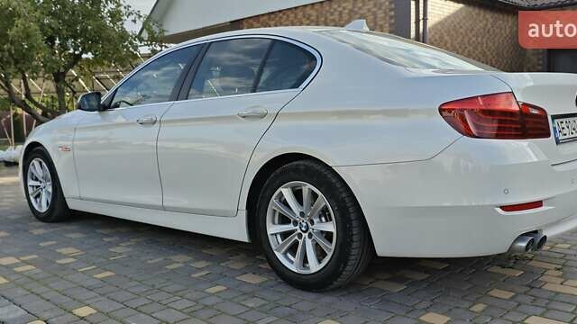 Білий БМВ 5 Серія, об'ємом двигуна 2 л та пробігом 24 тис. км за 23500 $, фото 24 на Automoto.ua
