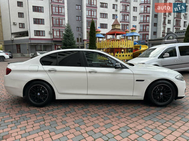 БМВ 5 Серия 2016 в Ивано-Франковске на Automoto.ua Белый БМВ 5 Серия, объемом двигателя 2 л и пробегом 230 тыс. км за 15450 $, фото 86 на Automoto.ua