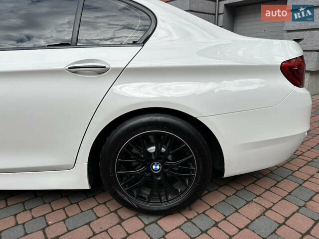 БМВ 5 Серия 2016 в Ивано-Франковске на Automoto.ua Белый БМВ 5 Серия, объемом двигателя 2 л и пробегом 230 тыс. км за 15450 $, фото 59 на Automoto.ua