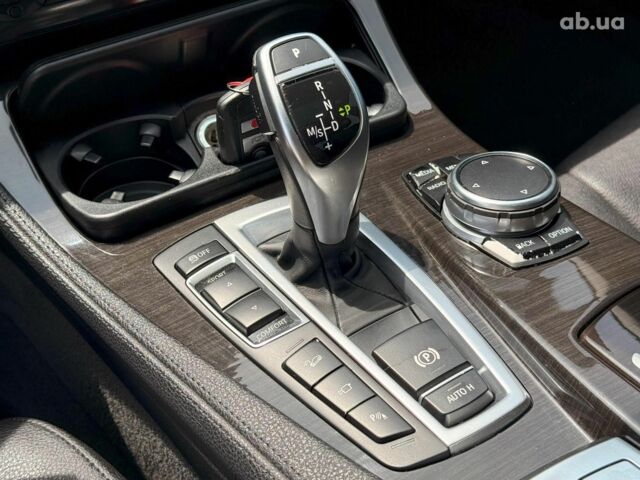БМВ 5 Серия 2016 в Львове на Automoto.ua Белый БМВ 5 Серия, объемом двигателя 2 л и пробегом 222 тыс. км за 15490 $, фото 15 на Automoto.ua