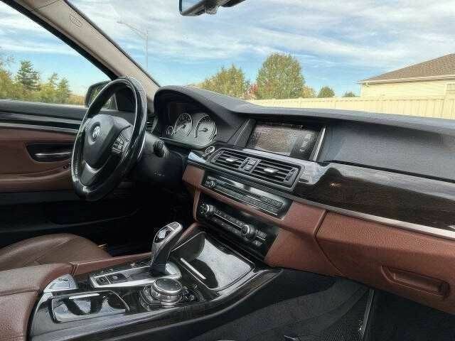 Белый БМВ 5 Серия, объемом двигателя 2 л и пробегом 99 тыс. км за 9000 $, фото 13 на Automoto.ua