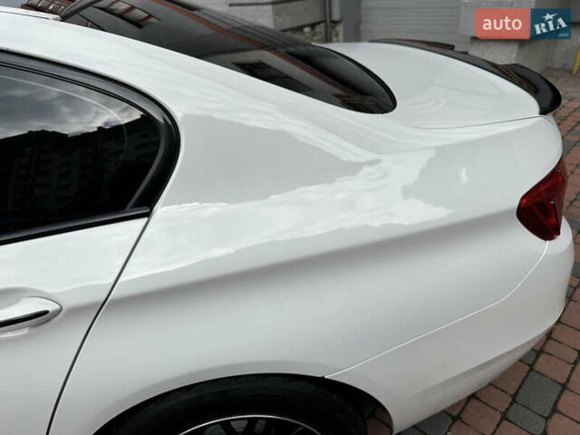 БМВ 5 Серия 2016 в Ивано-Франковске на Automoto.ua Белый БМВ 5 Серия, объемом двигателя 2 л и пробегом 230 тыс. км за 15450 $, фото 95 на Automoto.ua