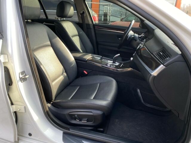 Белый БМВ 5 Серия, объемом двигателя 2 л и пробегом 219 тыс. км за 16200 $, фото 25 на Automoto.ua