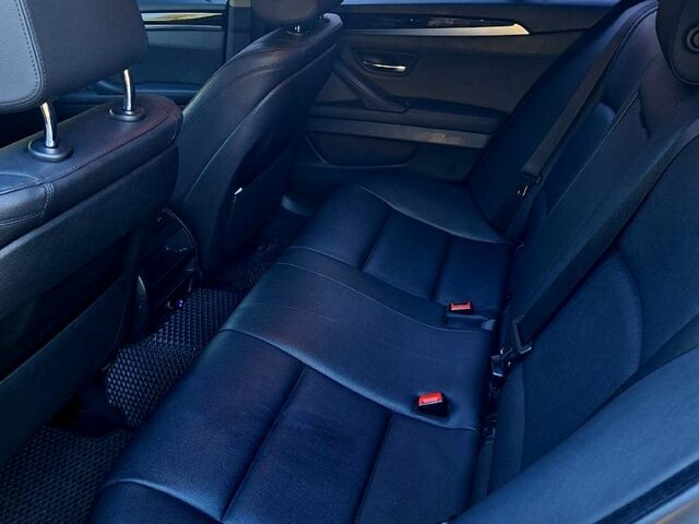 БМВ 5 Серия 2016 в Тернополе на Automoto.ua Белый БМВ 5 Серия, объемом двигателя 2 л и пробегом 104 тыс. км за 17000 $, фото 8 на Automoto.ua