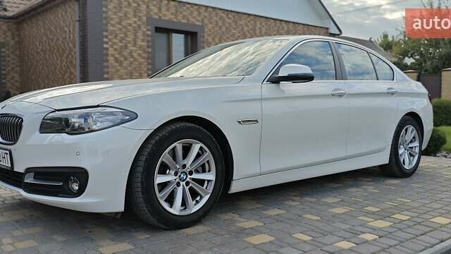 Білий БМВ 5 Серія, об'ємом двигуна 2 л та пробігом 24 тис. км за 23500 $, фото 34 на Automoto.ua