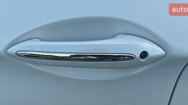 Білий БМВ 5 Серія, об'ємом двигуна 2 л та пробігом 24 тис. км за 23500 $, фото 31 на Automoto.ua