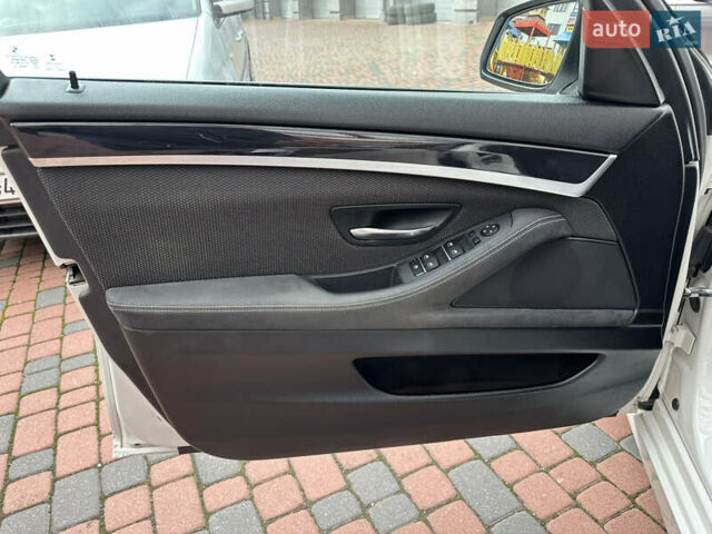 БМВ 5 Серия 2016 в Ивано-Франковске на Automoto.ua Белый БМВ 5 Серия, объемом двигателя 2 л и пробегом 230 тыс. км за 15450 $, фото 130 на Automoto.ua