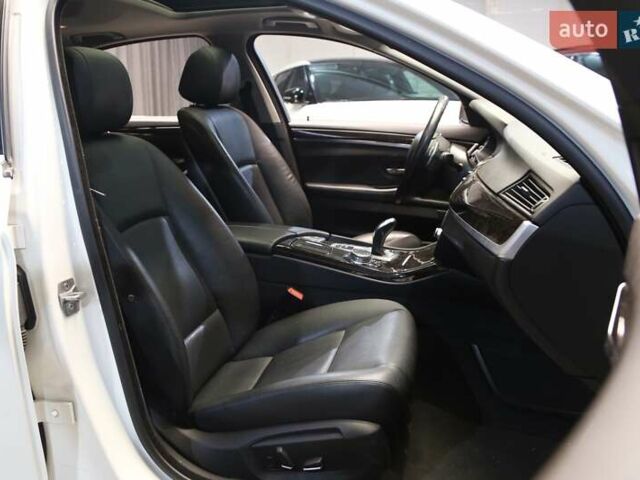 Белый БМВ 5 Серия, объемом двигателя 2 л и пробегом 93 тыс. км за 21500 $, фото 9 на Automoto.ua