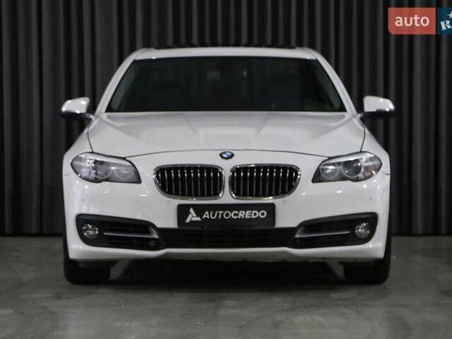 Белый БМВ 5 Серия, объемом двигателя 2 л и пробегом 93 тыс. км за 21500 $, фото 1 на Automoto.ua