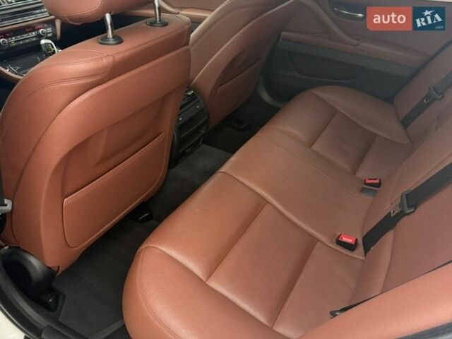 Белый БМВ 5 Серия, объемом двигателя 2 л и пробегом 86 тыс. км за 21999 $, фото 19 на Automoto.ua