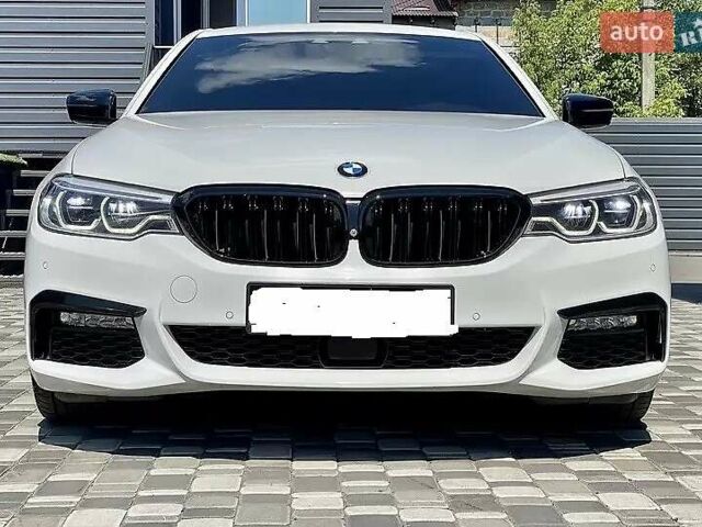 Белый БМВ 5 Серия, объемом двигателя 2 л и пробегом 275 тыс. км за 23200 $, фото 2 на Automoto.ua