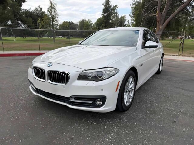 Белый БМВ 5 Серия, объемом двигателя 2 л и пробегом 72 тыс. км за 9000 $, фото 2 на Automoto.ua