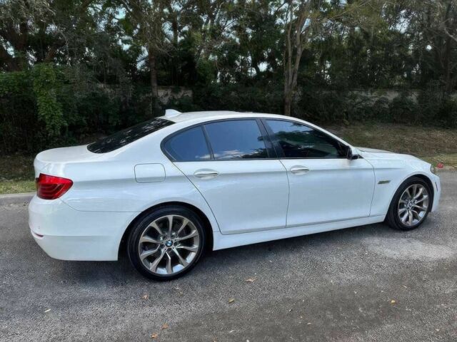 Білий БМВ 5 Серія, об'ємом двигуна 2 л та пробігом 77 тис. км за 9999 $, фото 4 на Automoto.ua