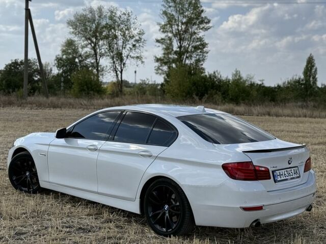 Білий БМВ 5 Серія, об'ємом двигуна 3 л та пробігом 173 тис. км за 17500 $, фото 3 на Automoto.ua