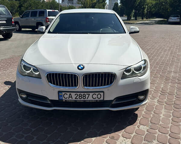 Белый БМВ 5 Серия, объемом двигателя 2 л и пробегом 99 тыс. км за 19900 $, фото 11 на Automoto.ua