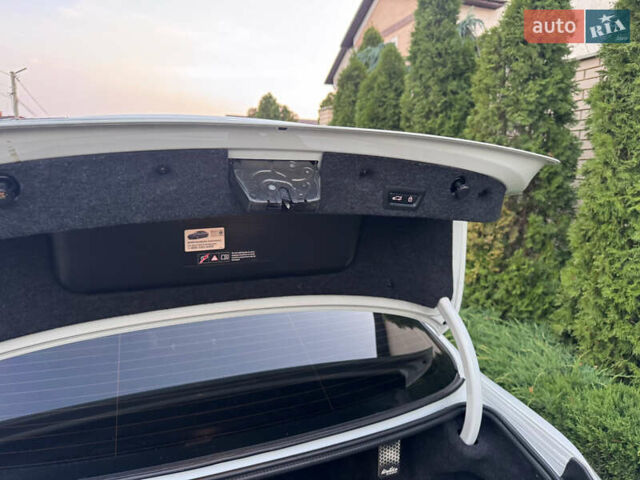 Білий БМВ 5 Серія, об'ємом двигуна 3 л та пробігом 155 тис. км за 17700 $, фото 29 на Automoto.ua