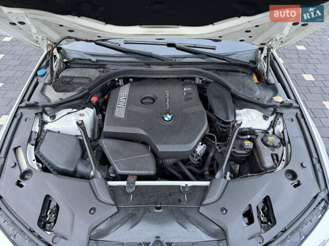 Білий БМВ 5 Серія, об'ємом двигуна 2 л та пробігом 74 тис. км за 26500 $, фото 21 на Automoto.ua