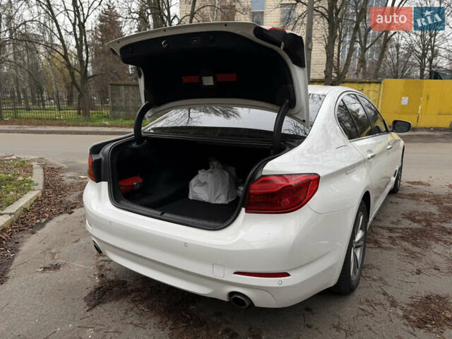Білий БМВ 5 Серія, об'ємом двигуна 2 л та пробігом 222 тис. км за 23500 $, фото 43 на Automoto.ua