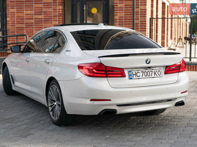 Білий БМВ 5 Серія, об'ємом двигуна 2 л та пробігом 178 тис. км за 27999 $, фото 5 на Automoto.ua